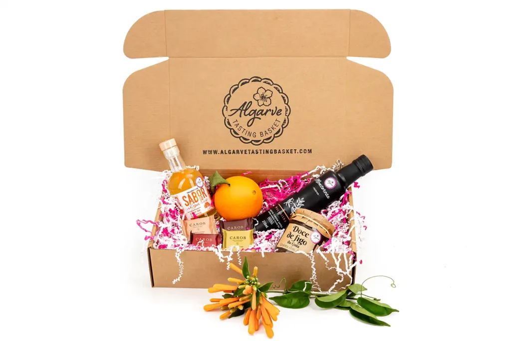Welcome Box “Liqueur etc.” 4 ATB Welcome Box Cabaz Doce C 1