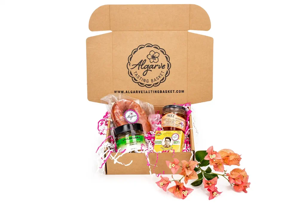 Welcome Box "Mélanges de Saveurs" - A 2 ATB Welcome Box Cabaz Misto A 1