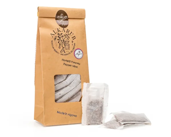 Chá de Alfarroba e Hortelã-pimenta